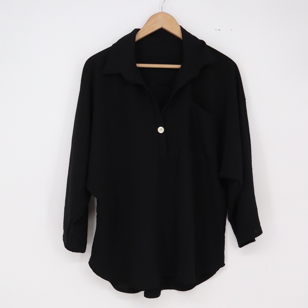 Unbranded Blouse Women S V-Neck Single Button Black Textured Pullover Excellent